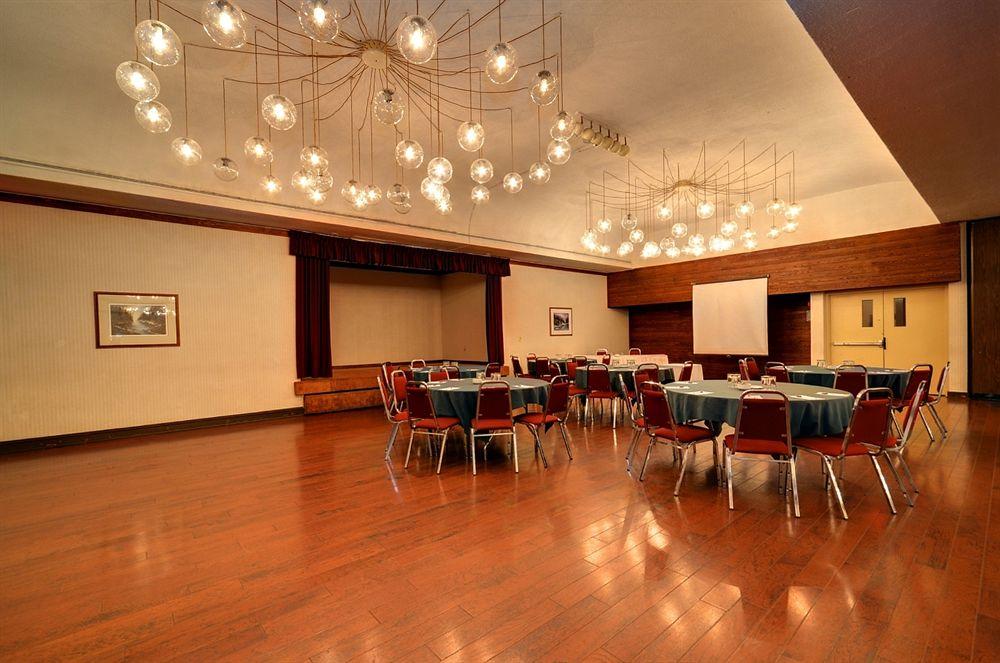 Ramada By Wyndham Pinewood Park Resort North Bay Luaran gambar