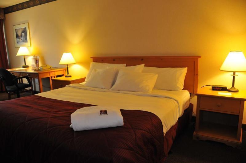 Ramada By Wyndham Pinewood Park Resort North Bay Luaran gambar