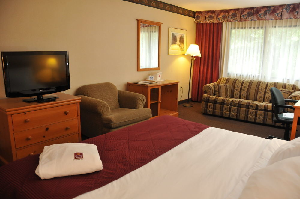Ramada By Wyndham Pinewood Park Resort North Bay Luaran gambar