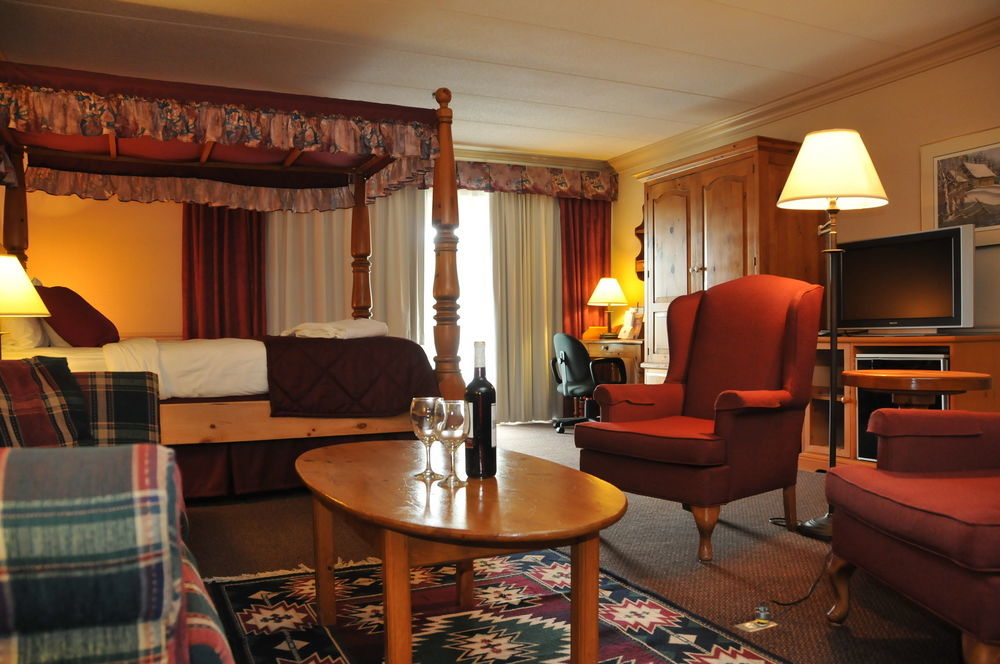 Ramada By Wyndham Pinewood Park Resort North Bay Luaran gambar