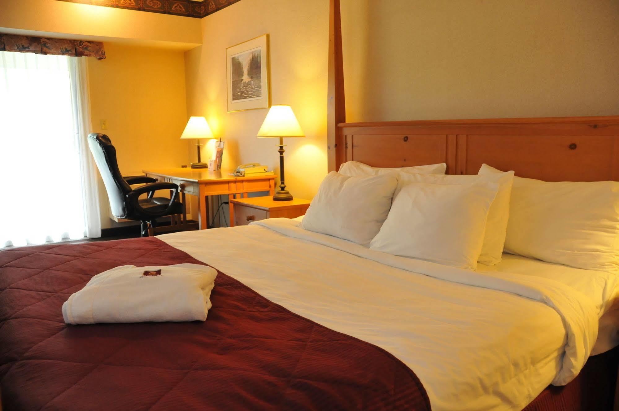 Ramada By Wyndham Pinewood Park Resort North Bay Luaran gambar